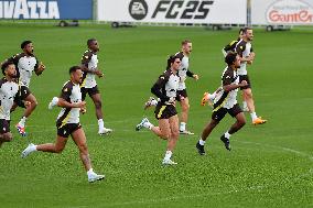 CALCIO - UEFA Champions League - Juventus - Training