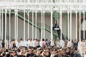 PFW Chanel Runway