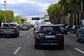 Ring Road At 50 km/h - Paris