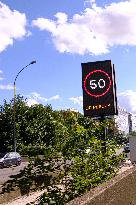 Ring Road At 50 km/h - Paris