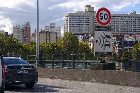 Ring Road At 50 km/h - Paris