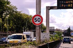 Ring Road At 50 km/h - Paris