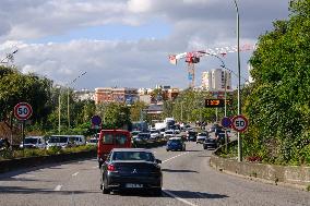 Ring Road At 50 km/h - Paris