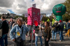 Inter-Union Demonstration - Paris