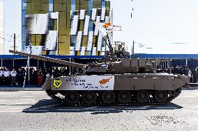 Cyprus : Independence Day Military Parade