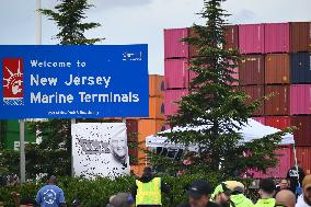 Port Strike Outside APM Terminals In Elizabeth New Jersey