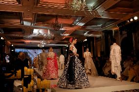 Fashion To Show Tribute By Manish Malhotra In Mumbai