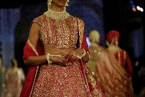 Fashion To Show Tribute By Manish Malhotra In Mumbai