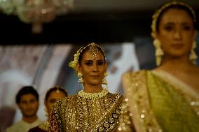 Fashion To Show Tribute By Manish Malhotra In Mumbai