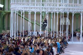 PFW - Chanel Runway