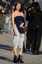 PFW - Louis Vuitton Arrivals