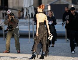 PFW - Louis Vuitton Arrivals