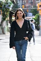 Karlie Kloss Out - NYC