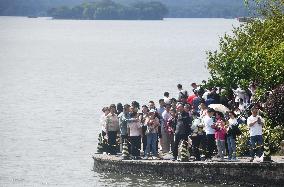 West Lake Tour in Hangzhou