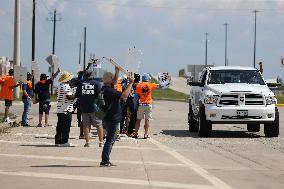 Port Of Houston Shuts Down Amid Dockworker Strike