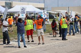 Port Of Houston Shuts Down Amid Dockworker Strike