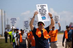 Port Of Houston Shuts Down Amid Dockworker Strike