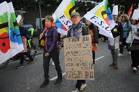 Inter-Union Demonstration - Lille