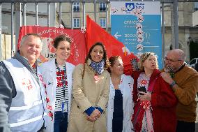 Strike At Tenon Hospital - Paris