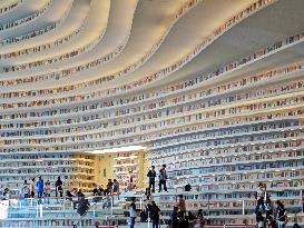 Binhai New Area Library in Tianjin