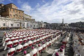 Pope Francis Leads Mass For The Inauguration Of The Synod - Vatican