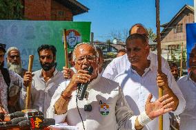 Mahatma Gandhi's 155th Birth Anniversary Celebrated In Kashmir, India