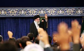 Khamenei Calls For West To Leave Middle East - Tehran