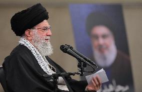 Khamenei Calls For West To Leave Middle East - Tehran