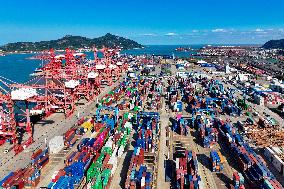 Lianyungang Port Working Scene