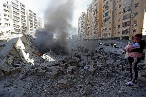 Israel Strikes Southern Suburb - Beirut