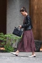 Katie Holmes Out - NYC