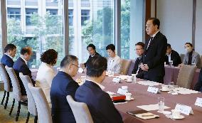 Talks between Japan opposition party, labor organization