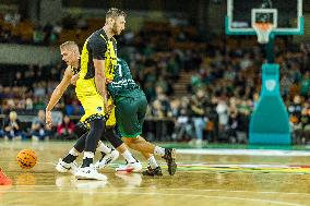 WKS Slask Wroclaw v Falco-Vulcano Szombathely - Basketball Champions League