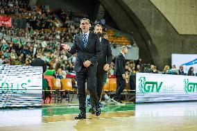 WKS Slask Wroclaw v Falco-Vulcano Szombathely - Basketball Champions League