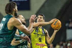 WKS Slask Wroclaw v Falco-Vulcano Szombathely - Basketball Champions League