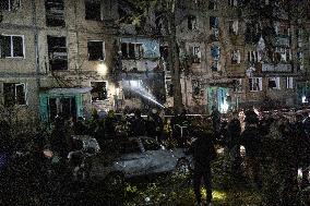 Russian Strike Hits Kharkiv Apartment Block - Ukraine