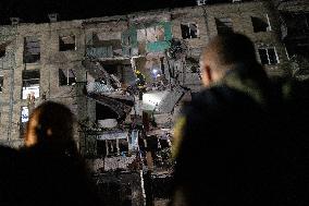 Russian Strike Hits Kharkiv Apartment Block - Ukraine