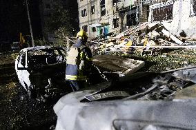 Russian Strike Hits Kharkiv Apartment Block - Ukraine