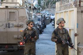 Jewish Settlers Raid Hebron - West Bank