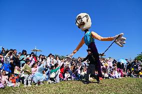 Giant String Puppet