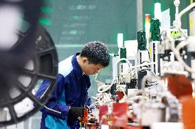 Electronic Components Production For Export in Suqian