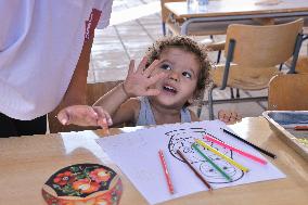 Children Entertained At Russian Cultural Center - Beirut