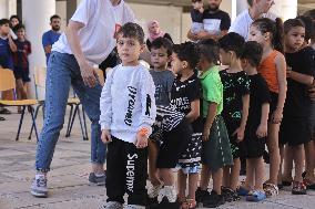 Children Entertained At Russian Cultural Center - Beirut