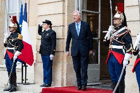 PM Barnier Receives Quebec Prime Minister - Paris