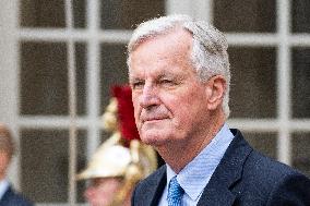 PM Barnier Receives Armenia Counterpart - Paris