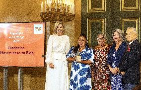 Queen Maxima Presents The Apples of Orange - The Hague