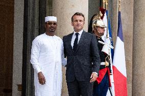 French President Welcomes Chad's President - Paris