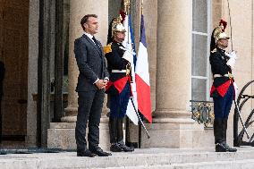 French President Welcomes Chad's President - Paris