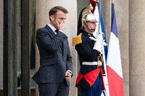 French President Welcomes Chad's President - Paris