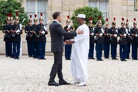 French President Welcomes Chad's President - Paris